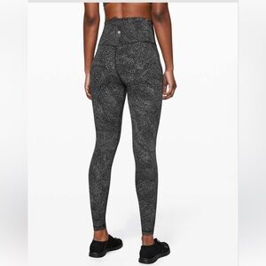 Lululemon Align Legging 
Free Spirit Ice Grey Black